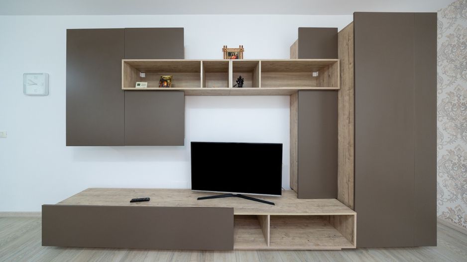 Apartament cu doua camere modern ,cu boxa in Top City - Poză 6