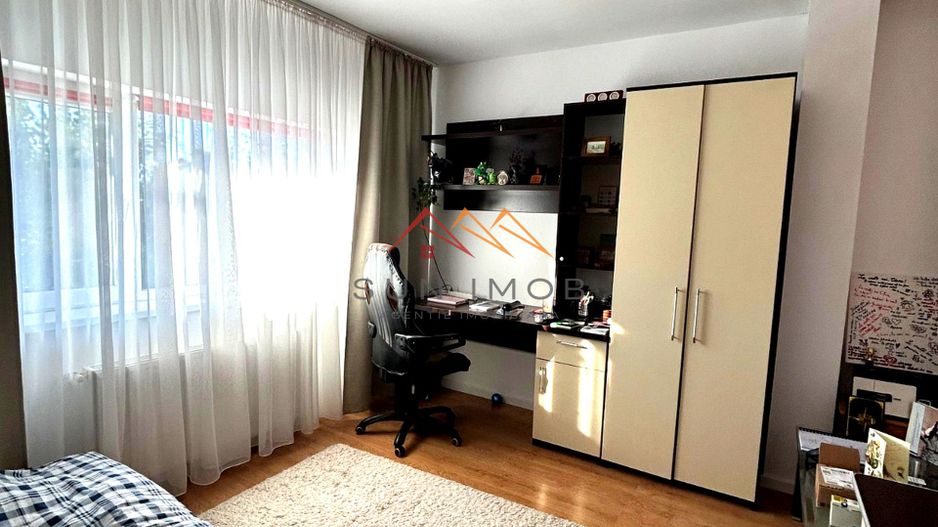 CASĂ NOUĂ | 4 CAMERE | SISTEM FOTOVOLTAIC | URLETA, ZONĂ VERDE - Poză 9