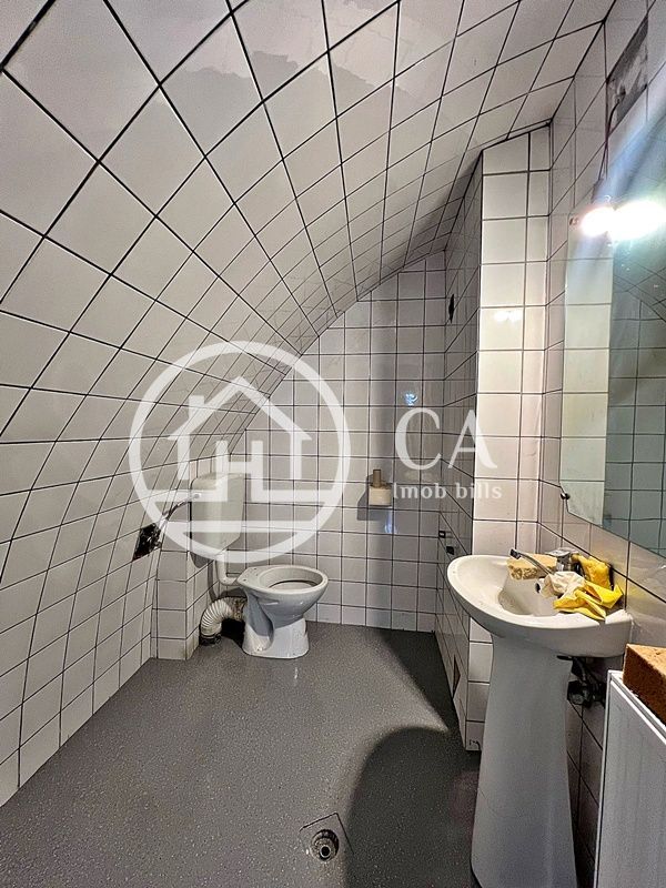 Casa de închiriat cu 11 camere în zona Gheorghe Doja, Oradea - Poză 17