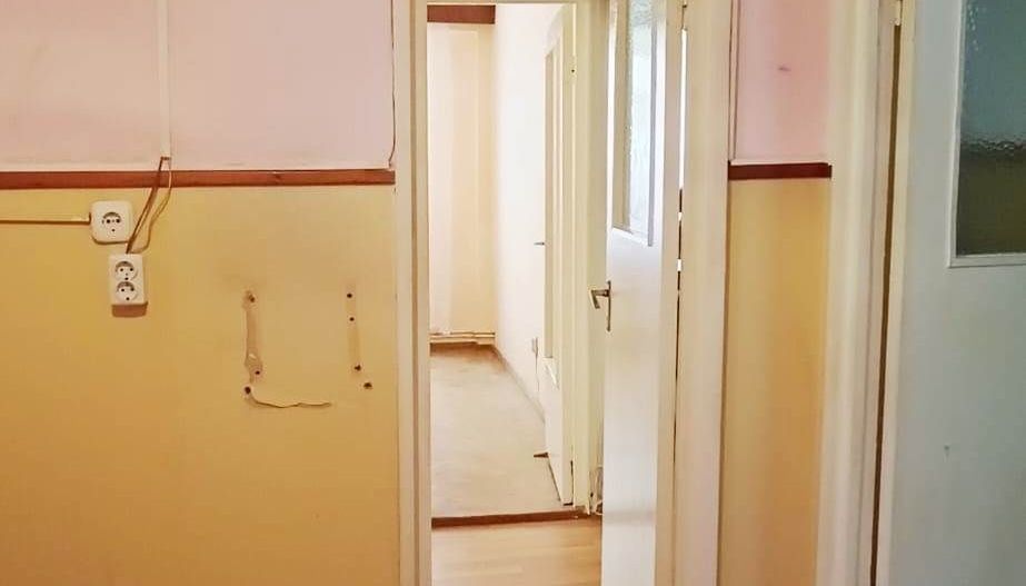 Apartament circular in cartierul astra - Poză 13
