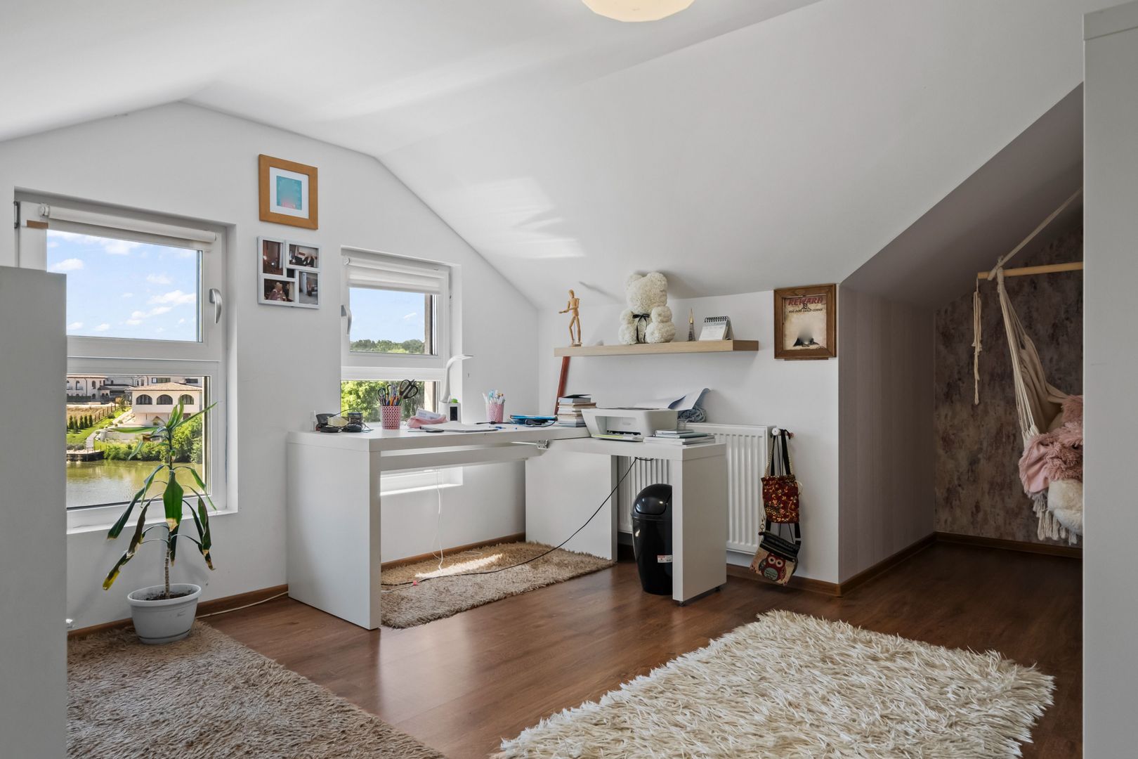 Oportunitate Rară: Vilă pe Lac | 1.898 mp Teren | Piscină - Poză 13