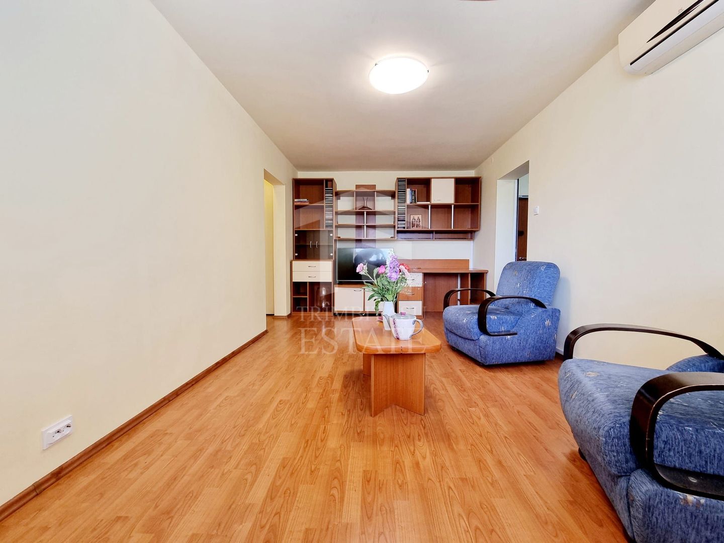 Apartament 2 camere Hanul Drumetului Bd 1 Mai Drumul Taberei - Poză 3