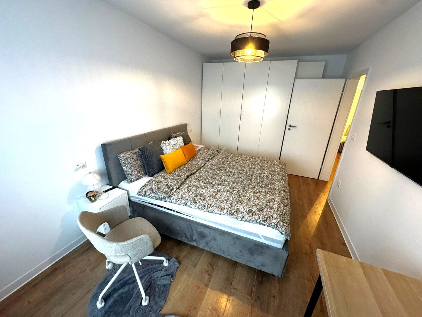 Cartierul Planetelor-Asfalt. Decomandat. Clima. Spatiu de depozitare. - Poză 6