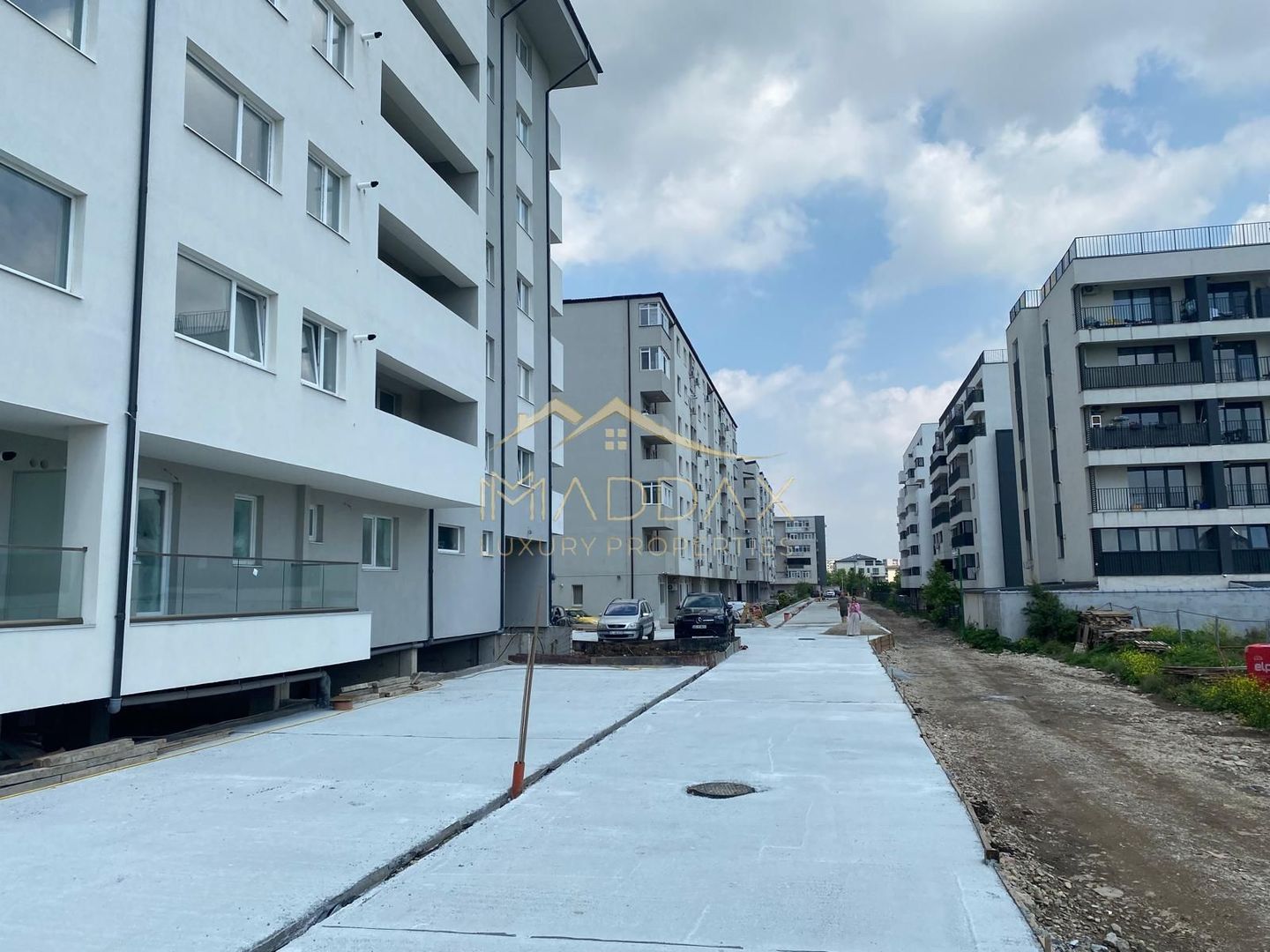 Apartament nou***//3 camere //Zona Berceni //Mutare Imediată - Poză 1