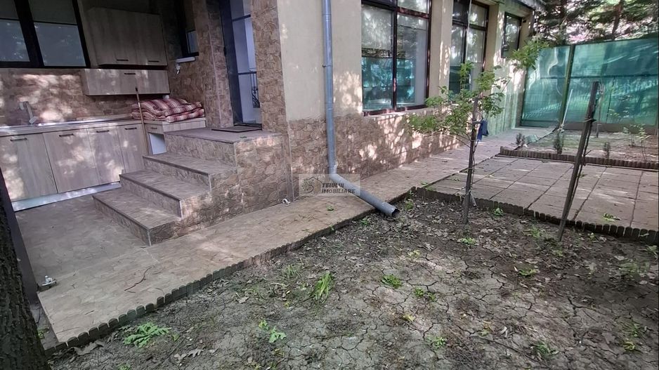 Apartament 4 camere+2 extinderi+2 curti/149 mp /Focsani/fosta Autogara - Poză 16