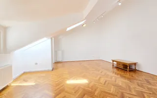 Casă consolidată la preț de apartament - Poză 11