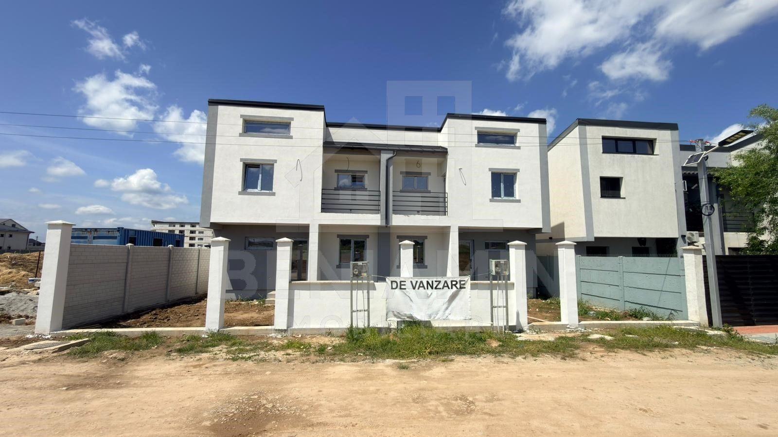 Casa moderna Parter plus Etaj - Zona Damila - Poză 1