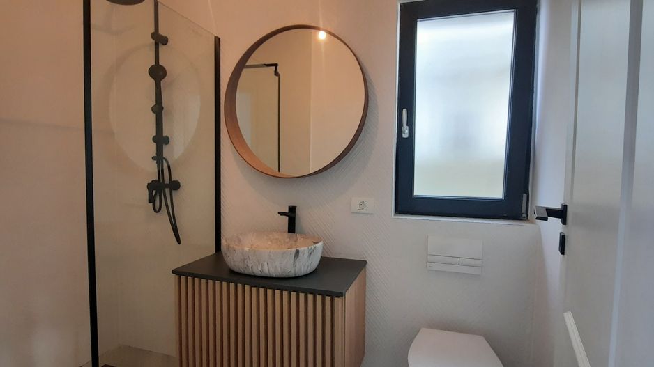 Duplex frumos cu arhitectura mediteraneana - Poză 8