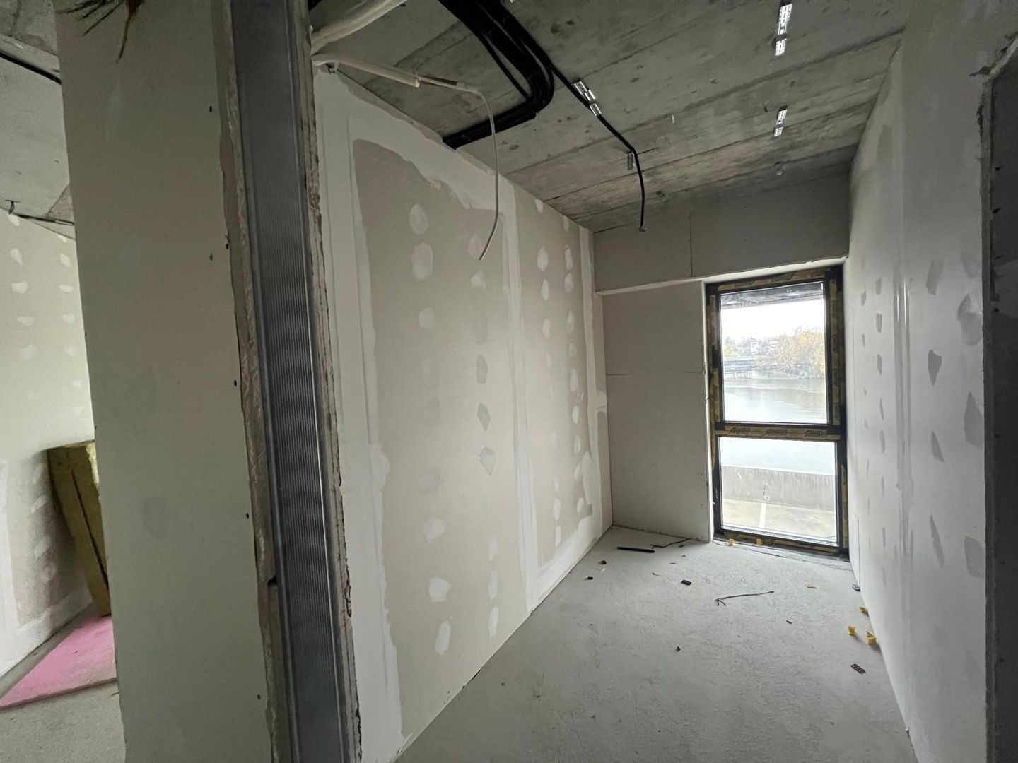 Apartament 3 camere in zona de Nord - Poză 4