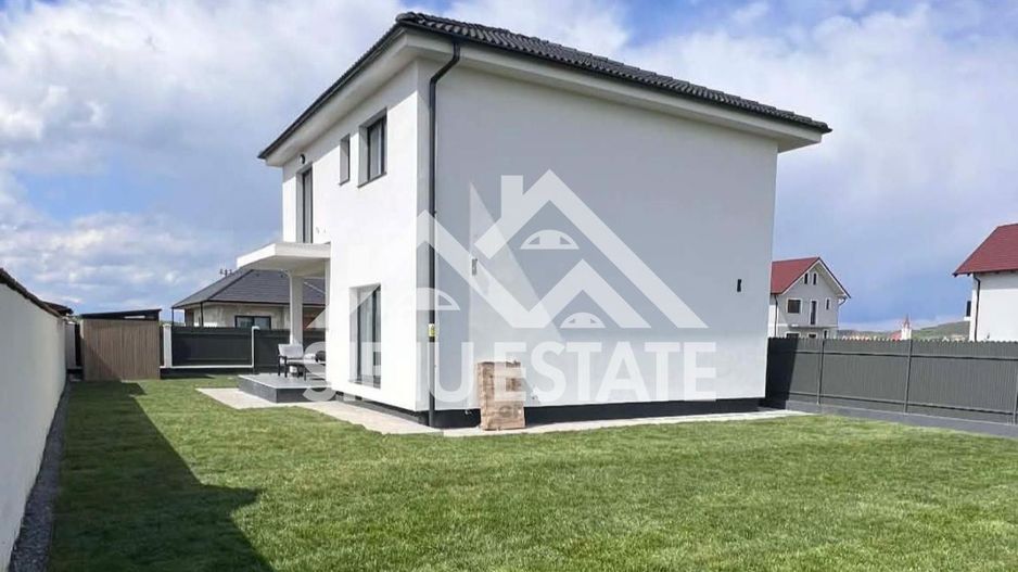 Casa noua curte mare Sibiu, Cristian - Poză 3