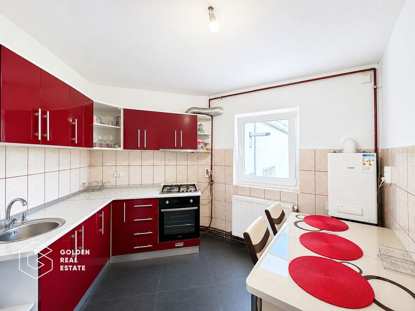 Apartament 2 camere decomandat, Micalaca, zona 300 - Poză 1