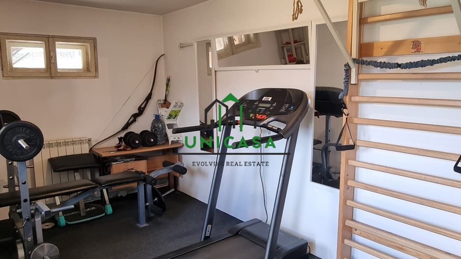 Casa - Vila - Ocnele Mari - Poză 21