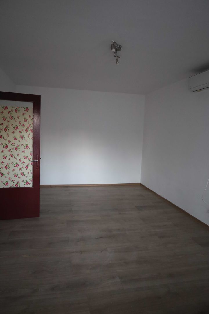 De vanzare apartament 2 camere Gorjului - Poză 1