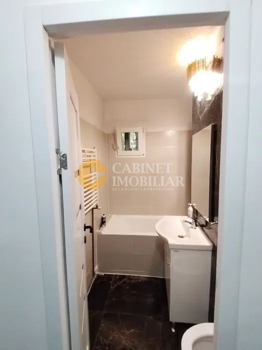 3 camere, Tatarasi -Flux, etaj 2/4, fara risc, renovat, liber! - Poză 6