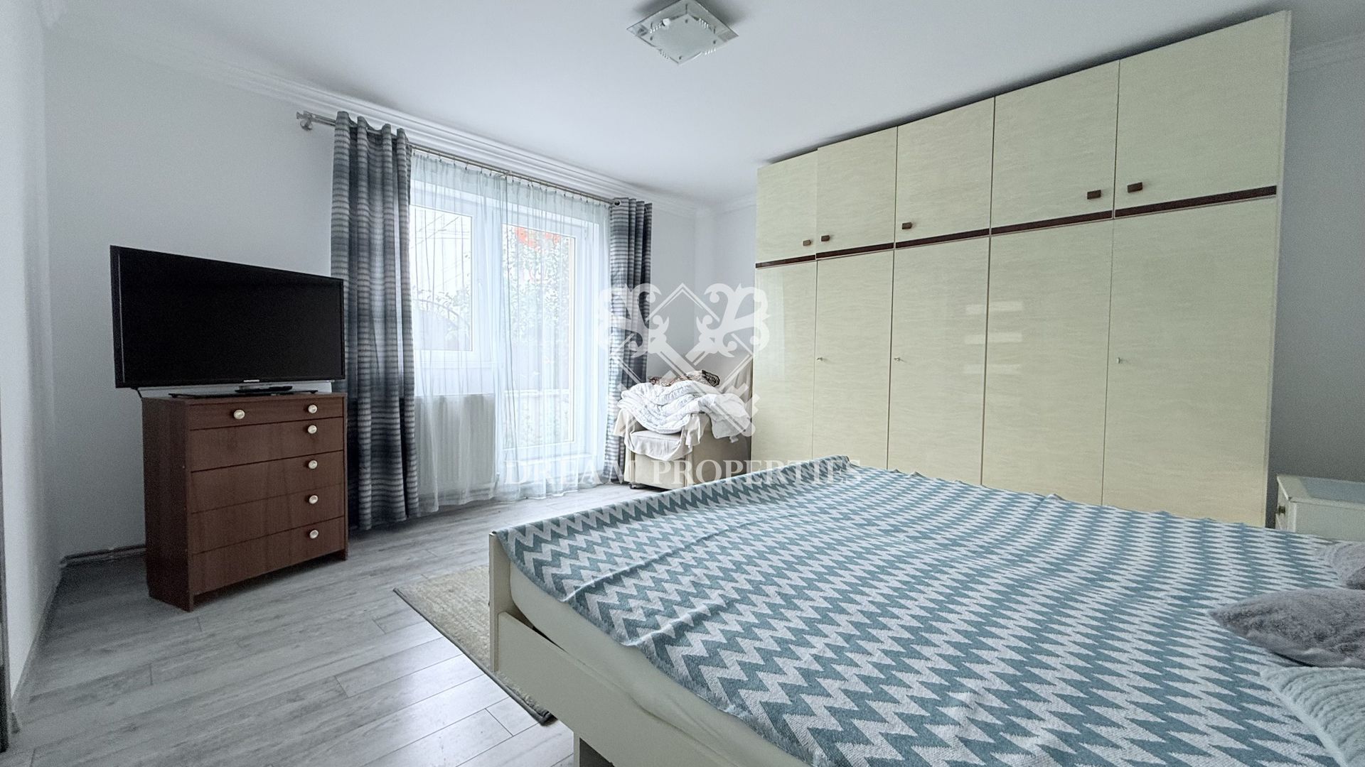 Casa individuala de inchiriat, 2 camere, curte, parcare, zona Someseni - Poză 4