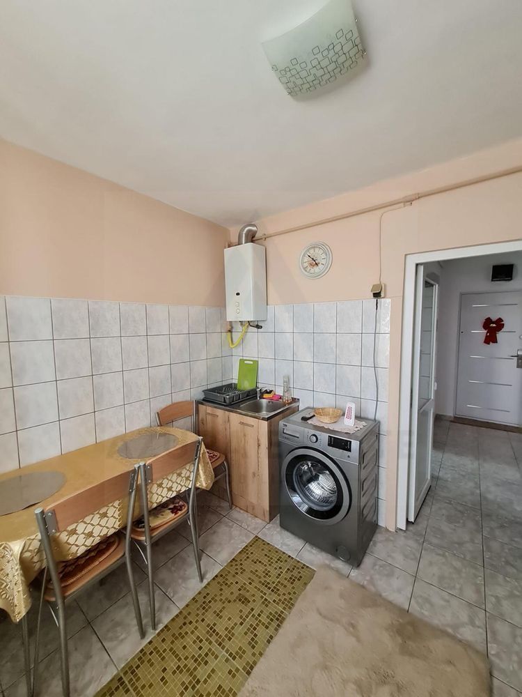Apartament 1 camera 41 mp utili pivnita si balcon inchis Turnisor - Poză 4