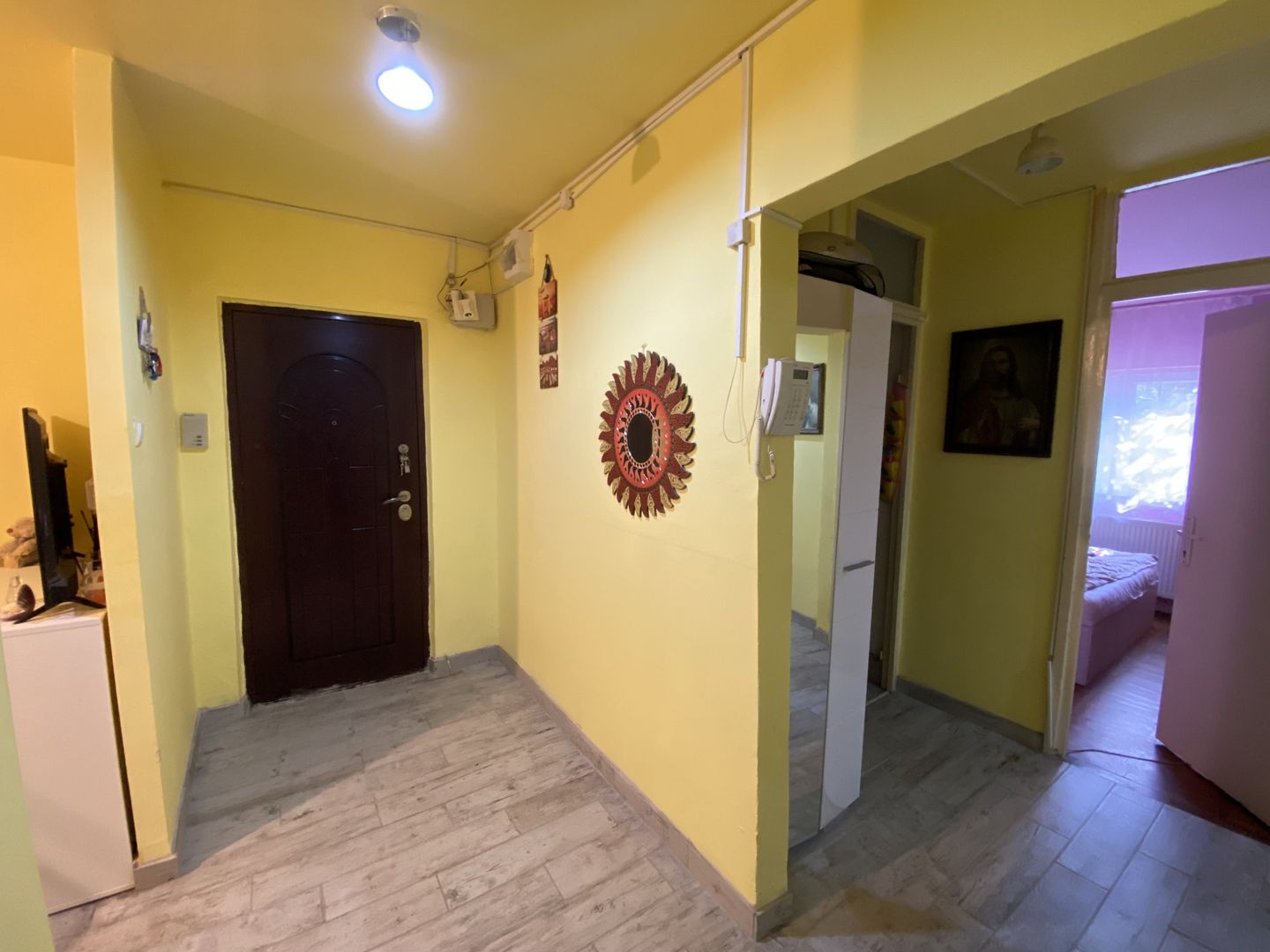 Apartament 3 Camere, Decomandat, 90mp, Etaj 2, Dambovita, COMISION 0% - Poză 6
