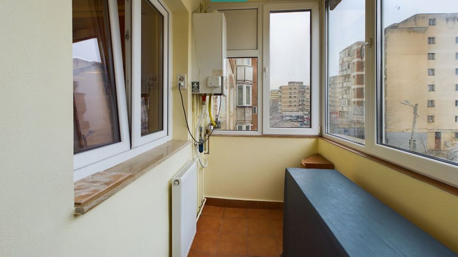 Apartament cu 3 camere în Zona 300 - Poză 7