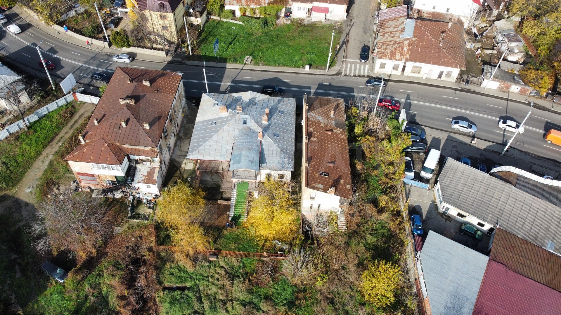 De vânzare – Clădire impresionantă, 11 camere, 9 dormitoare, Păcurari - Poză 3