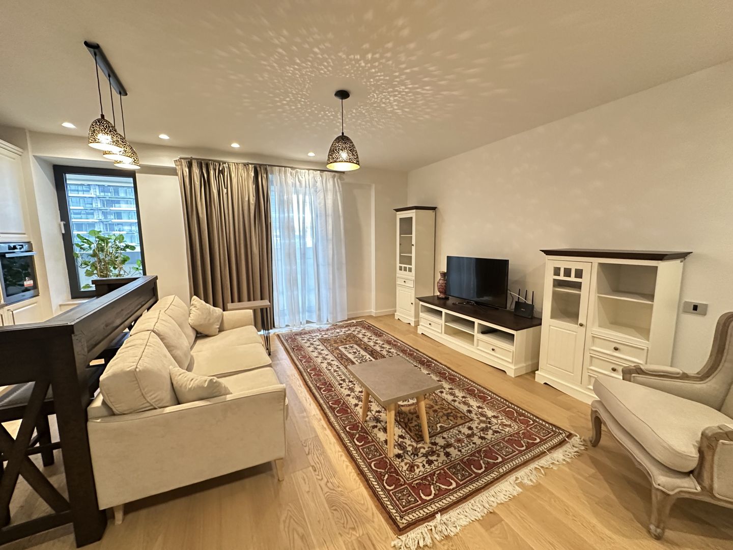 Chirie 2 camere Aviatiei Towers - Poză 1