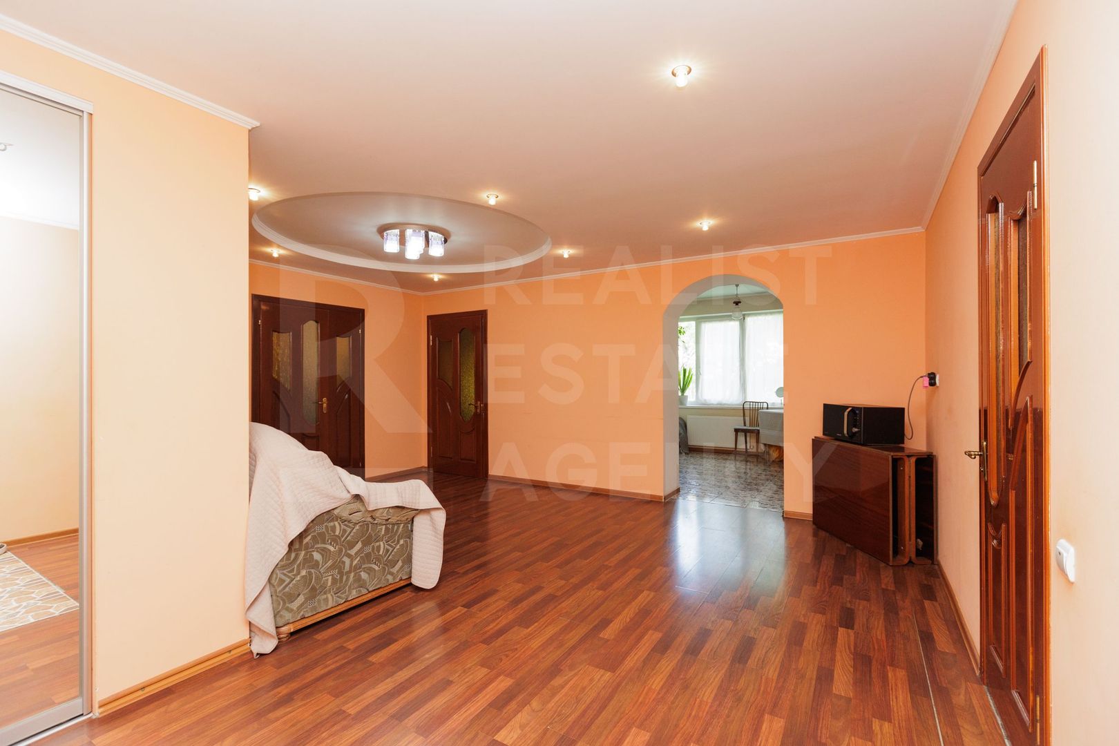 Vânzare, apartament, 5 camere, str.  Independentei, Botanica - Poză 4