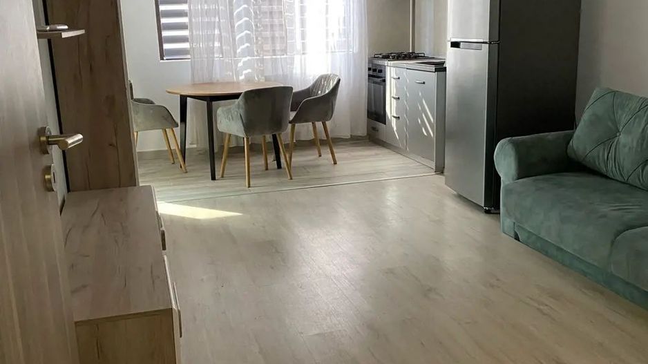 De vanzare apartament 2 camere, zona Salaj sector 5 - Poză 1