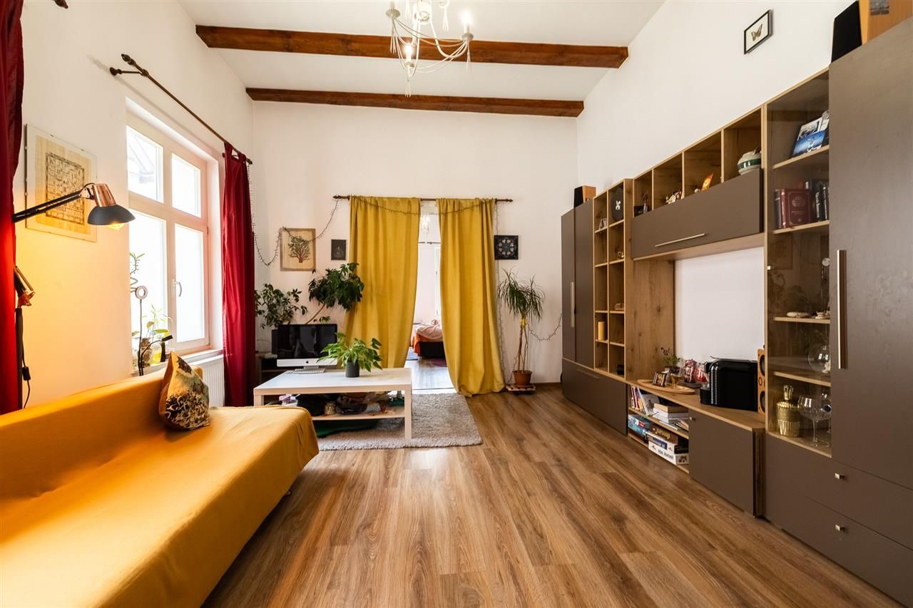 Imobil doua camere in casa+spatiu comercial+teren 270 mp  cu CF separat - Poză 10