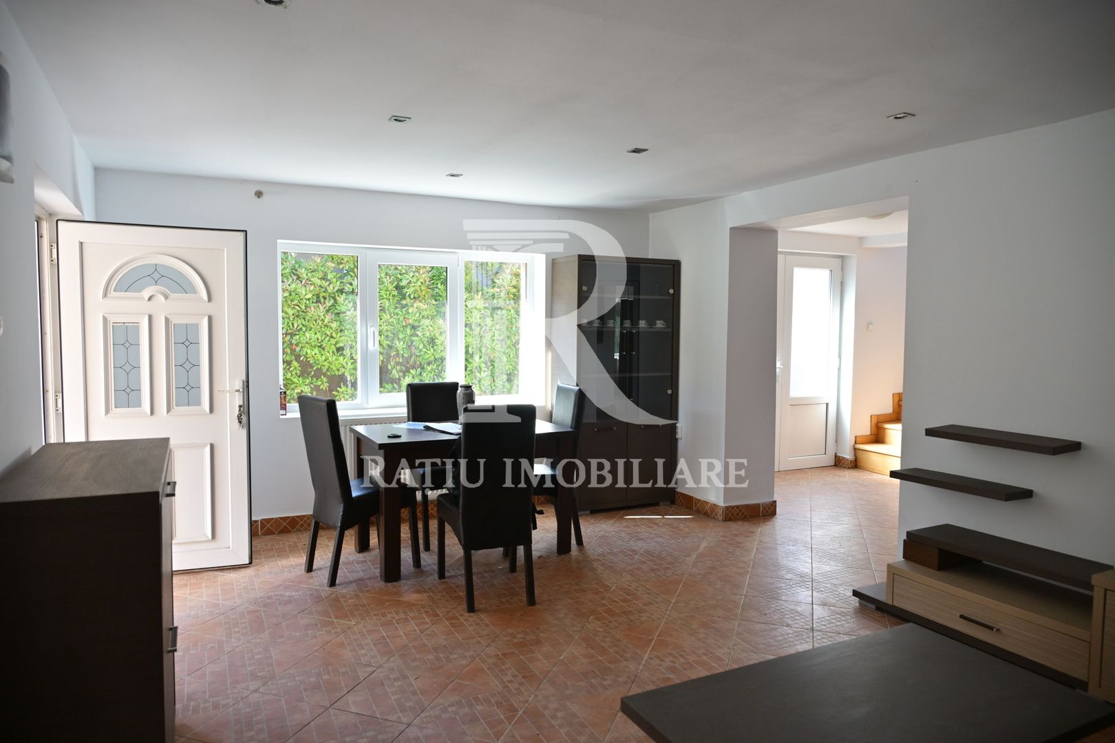 Casa cu Etaj | Hidiselu de Sus - Poză 2