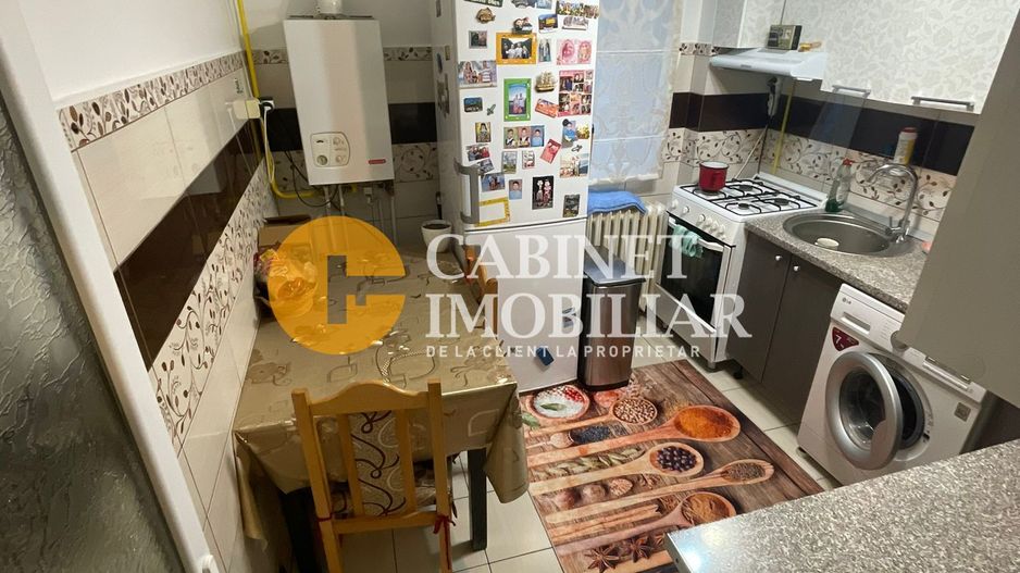 2 CAMERE - 52 MP - ETAJ INTERMEDIAR - PODU DE PIATRĂ - Poză 6