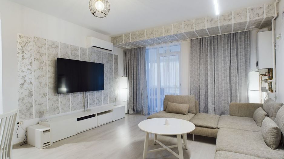 Apartament modern cu 3 camere și curte privată generoasă – Dumbrăvița - Poză 1