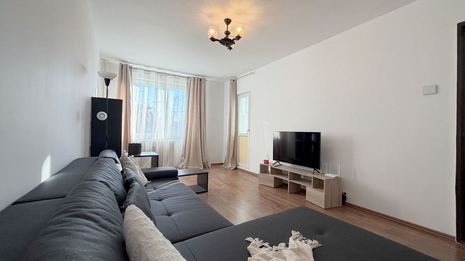 3 camere etaj 3 Stefan cel Mare-Polona - Poză 1