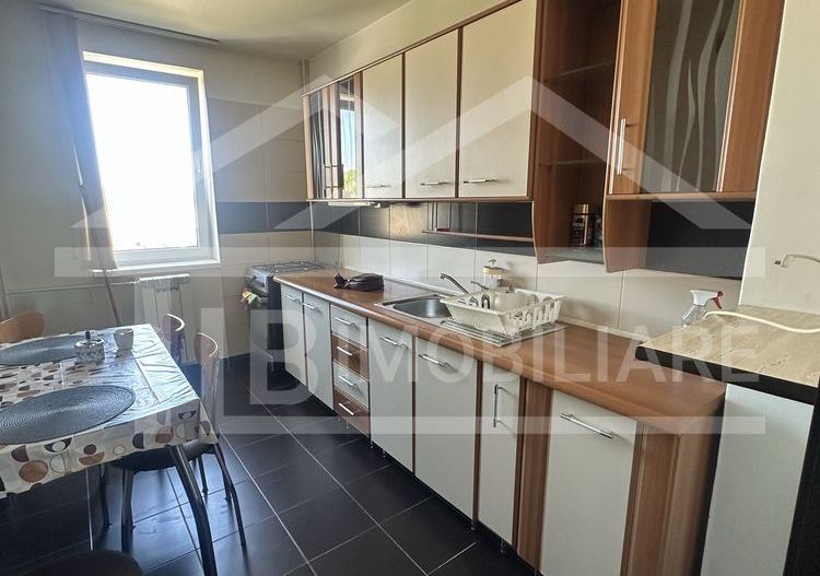 Apartament cu 2 camere, 60 mp, decomandat, Zona Poli 2 - Poză 4