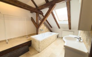 Apartament la casa, zona Patria - Poză 11