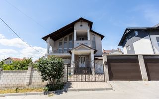 Vanzare, casă, 10 camere, str. Ihil Șraibman, Râșcani - Poză 1