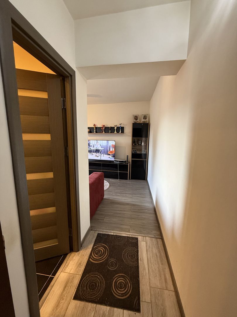 Ap 2 camere renovat - mobilat și utilat complet - Poză 14