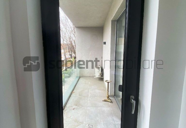 Ap.cu 3 camere central Crisana Residence - Poză 8