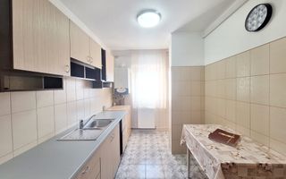 Apartament 3 camere la super pret - Poză 3
