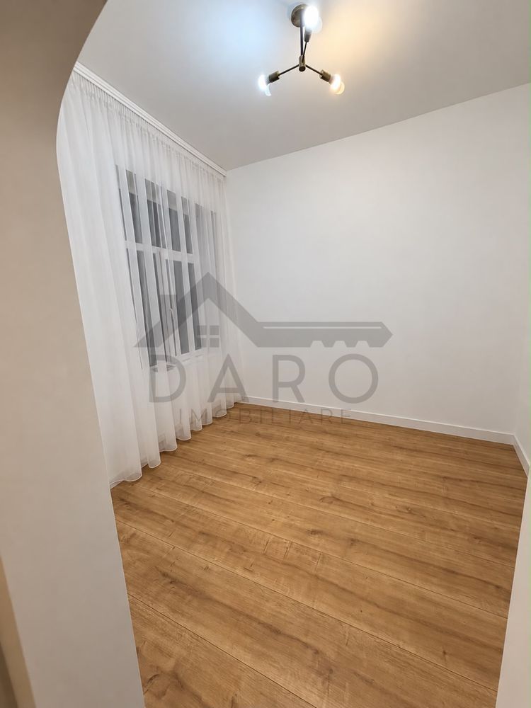 Apartament  complet renovată în inima orașului Târgu Mureș, Piața Trandafirilor - Poză 3