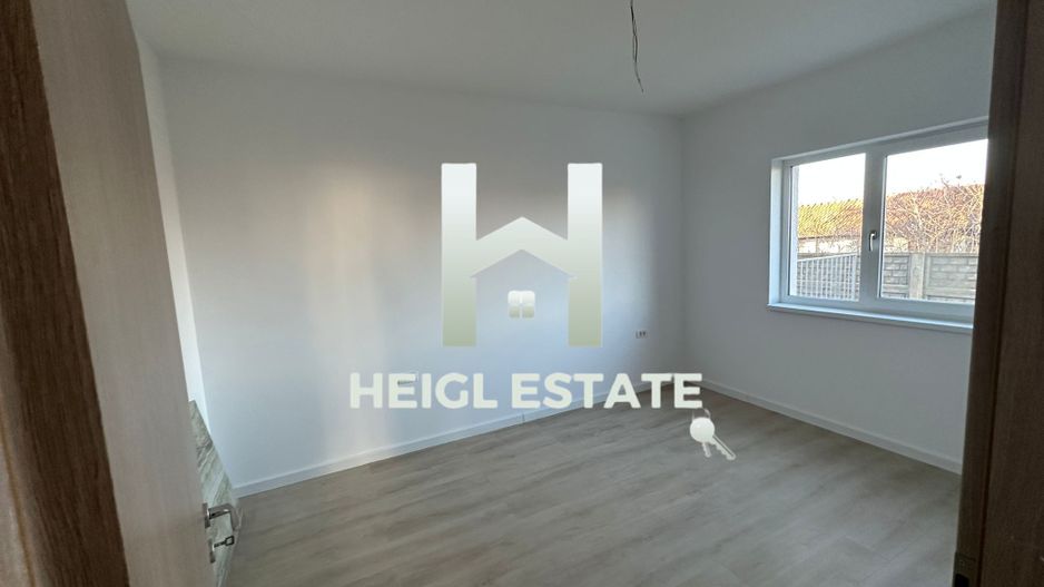 Apartament decomandat cu 2 camere in Giroc - Poză 2