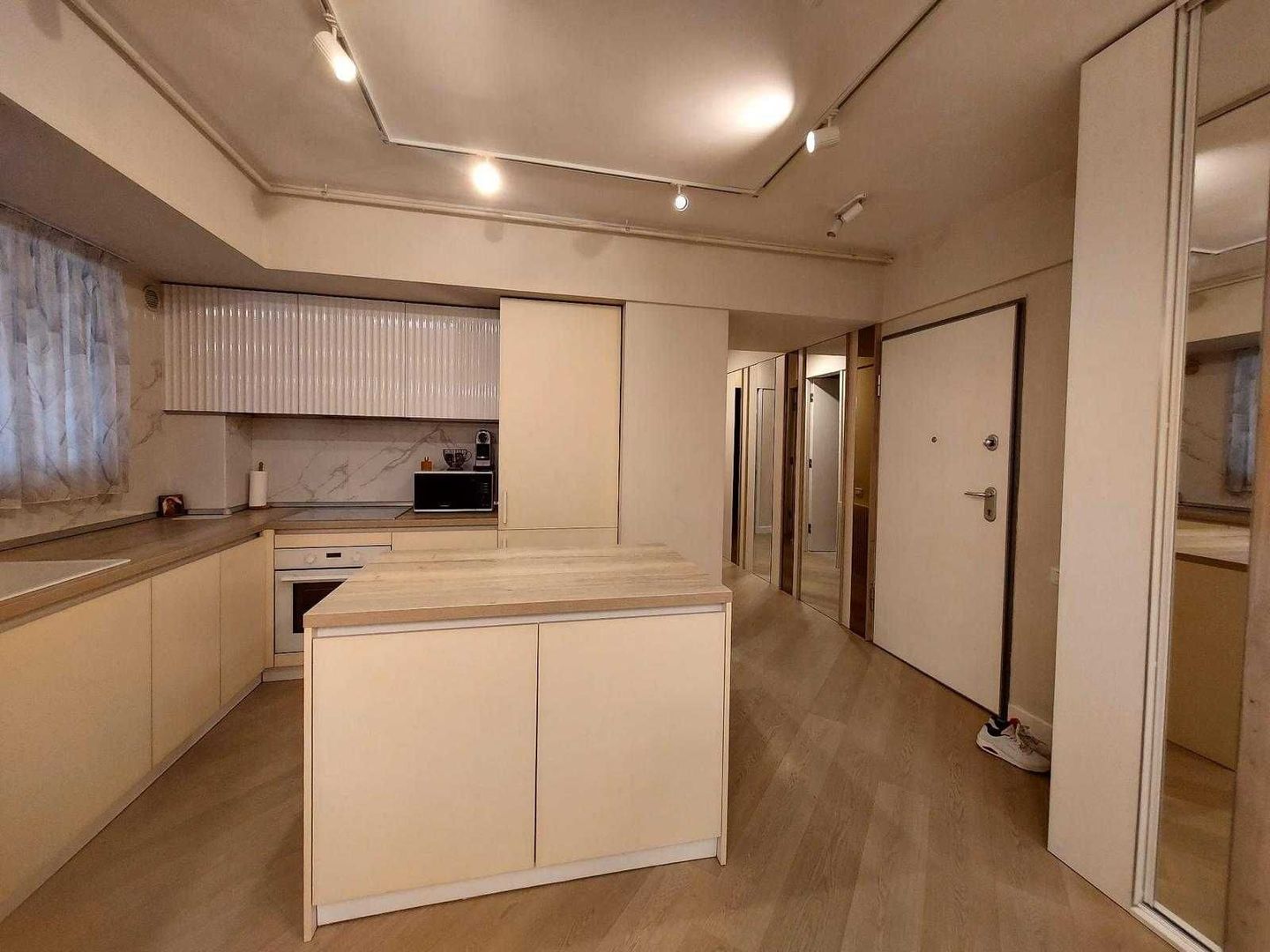 Apartament 3 camere, de inchiriat in Delta City, Sect 4, Bucuresti - Poză 7