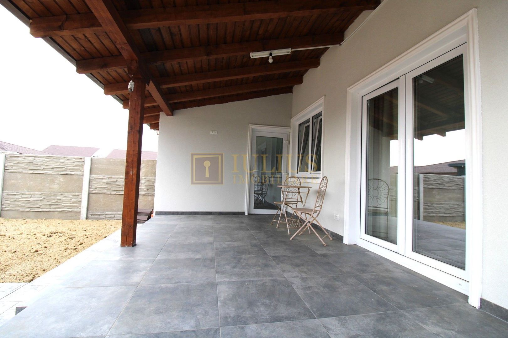 Duplex modern,  prima închiriere | Moșnița Veche - Poză 4
