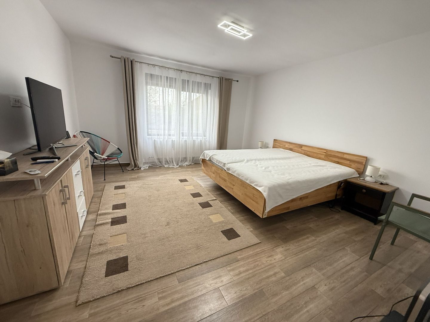 Giroc Central | Casă renovată 2025 | Teren până la 2000 mp | Locație excelentă - Poză 23