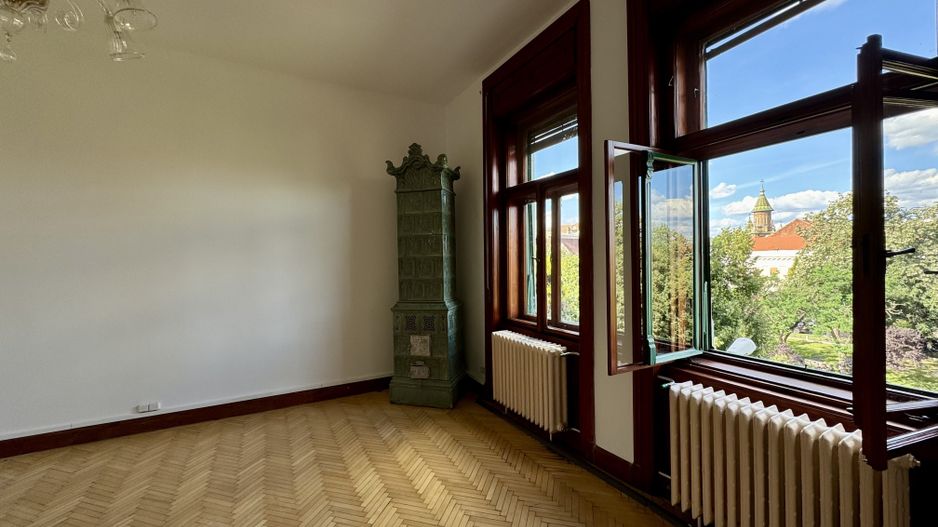 Apartament in clădire istorică P-ta Plevnei cu vedere parc - Poză 7