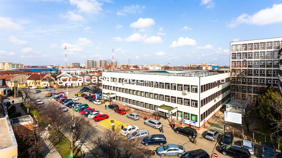 REZERVAT!!! Apartament 4 camere în Piața Spitalului - Poză 10