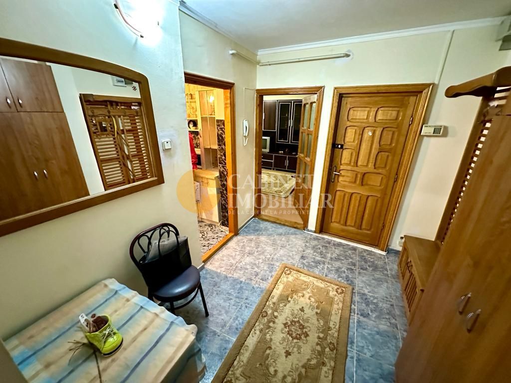 2 Camere Decomandat Prima Statie Nicolina 2 - Bloc 1984 - Poză 10