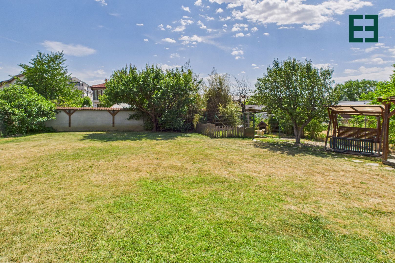 Vilă cu 6 camere - Zona Subcetate - Arad - Poză 38