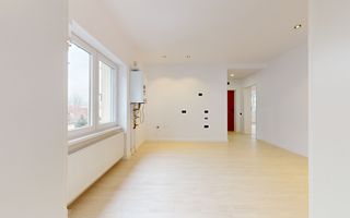 Apartament in vila zona centrala - Poză 7