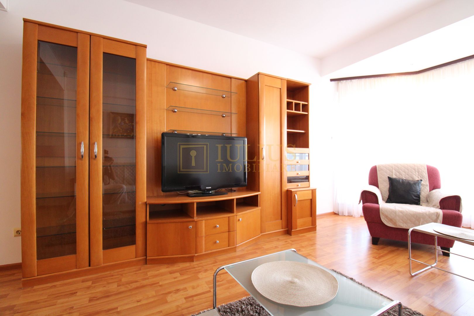 Zona Aradului, 4 camere + 2 bai, centrala proprie - Poză 3