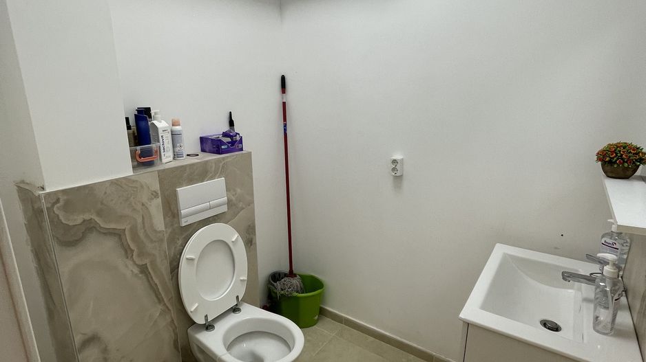 Spatiu Comercial / Birouri | Finisat | Loc de parcare inclus | Str. Marginii - Poză 8