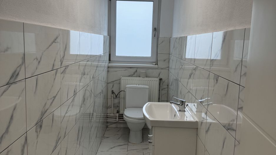 Spatii birouri de inchiriat renovate moderne L329 - Poză 25